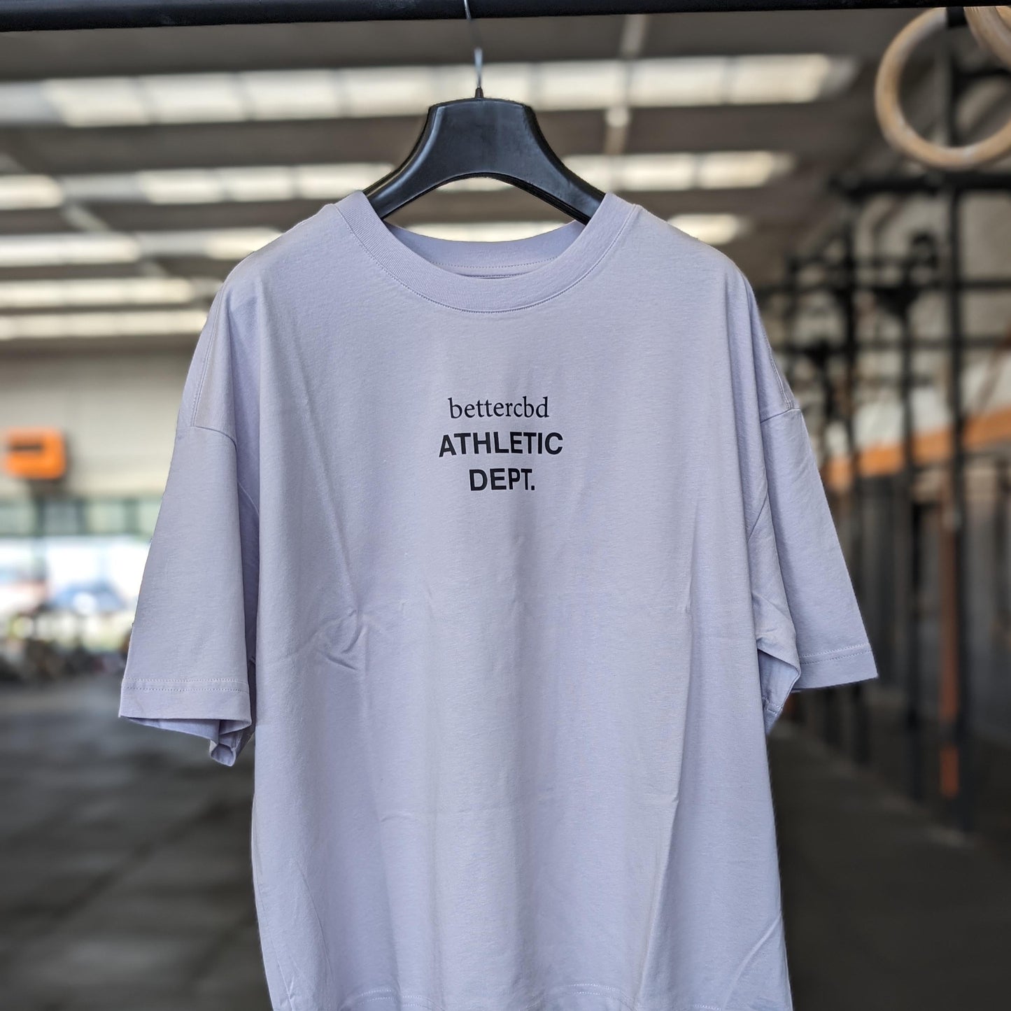 T-Shirt Donna Cropped Oversize Bettercbd® Athletic Dept. - Lavander